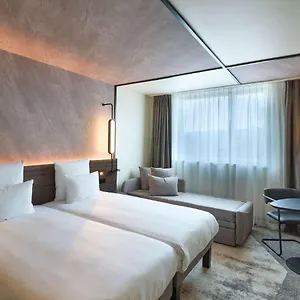 Отель Novotel Expo Берн
